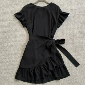 Aritzia Wilfred Ninette Ruffle Drape Dress Black Size Medium